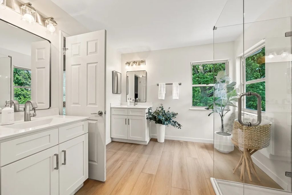 Bathroom 13 1